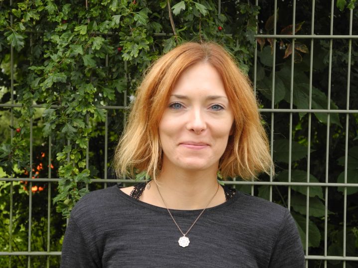  Stephanie Tacken
